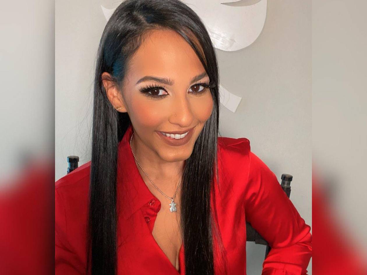 Abogada de El Chapo Guzmán lanza canción inspirada en Mireddys González