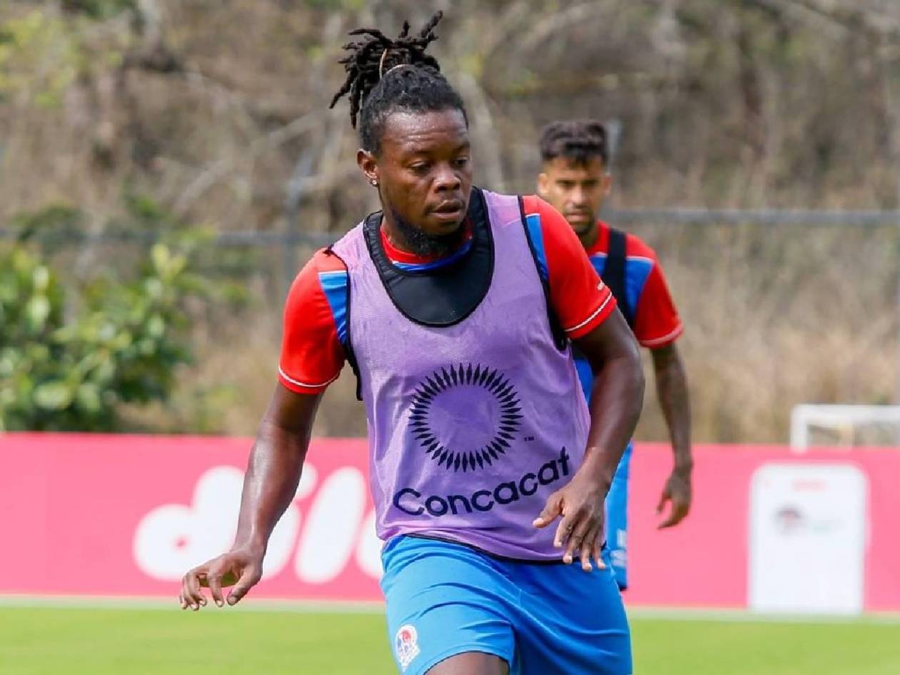 Oficial: José García se va del Olimpia tras ponerse en rebeldía contra el cuerpo técnico