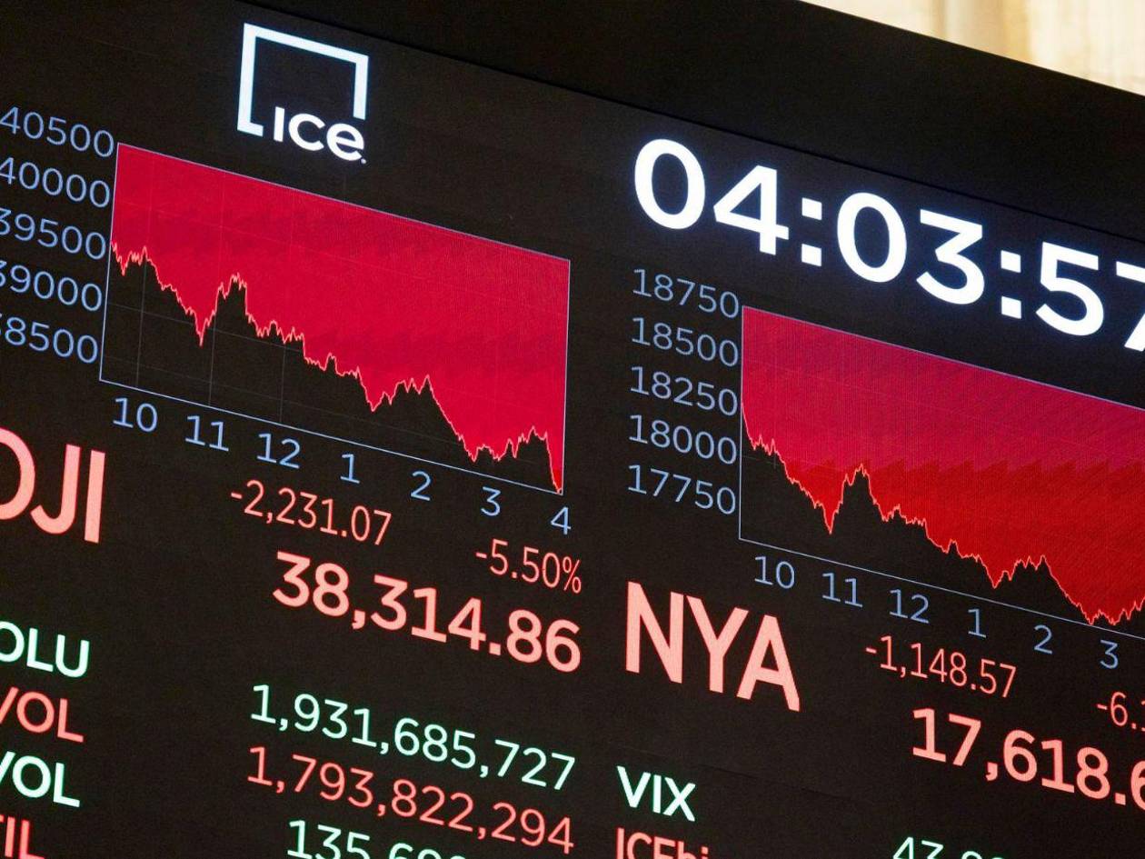 Futuros de las acciones de EE UU se desploman tras aranceles de Trump