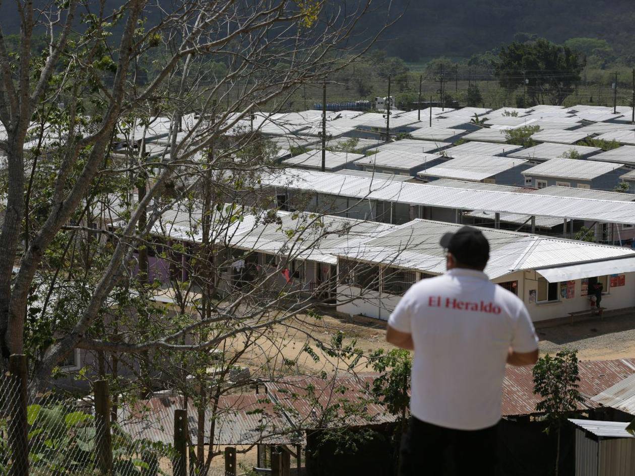 Tres años llevan esperando casas afectados por Eta y Iota; padre logra retomar proyecto
