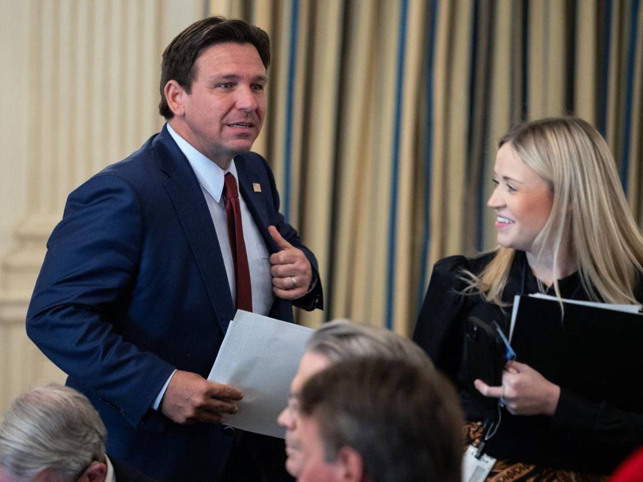 DeSantis crea una versión estatal del DOGE para eliminar más de 700 puestos en Florida