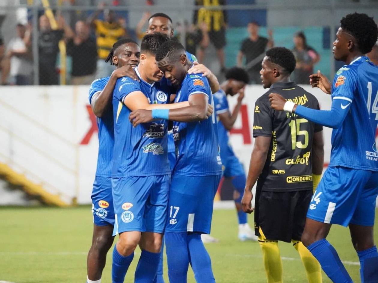 Futbolistas de dos equipos de Liga Nacional se van a huelga por falta de pago de salario