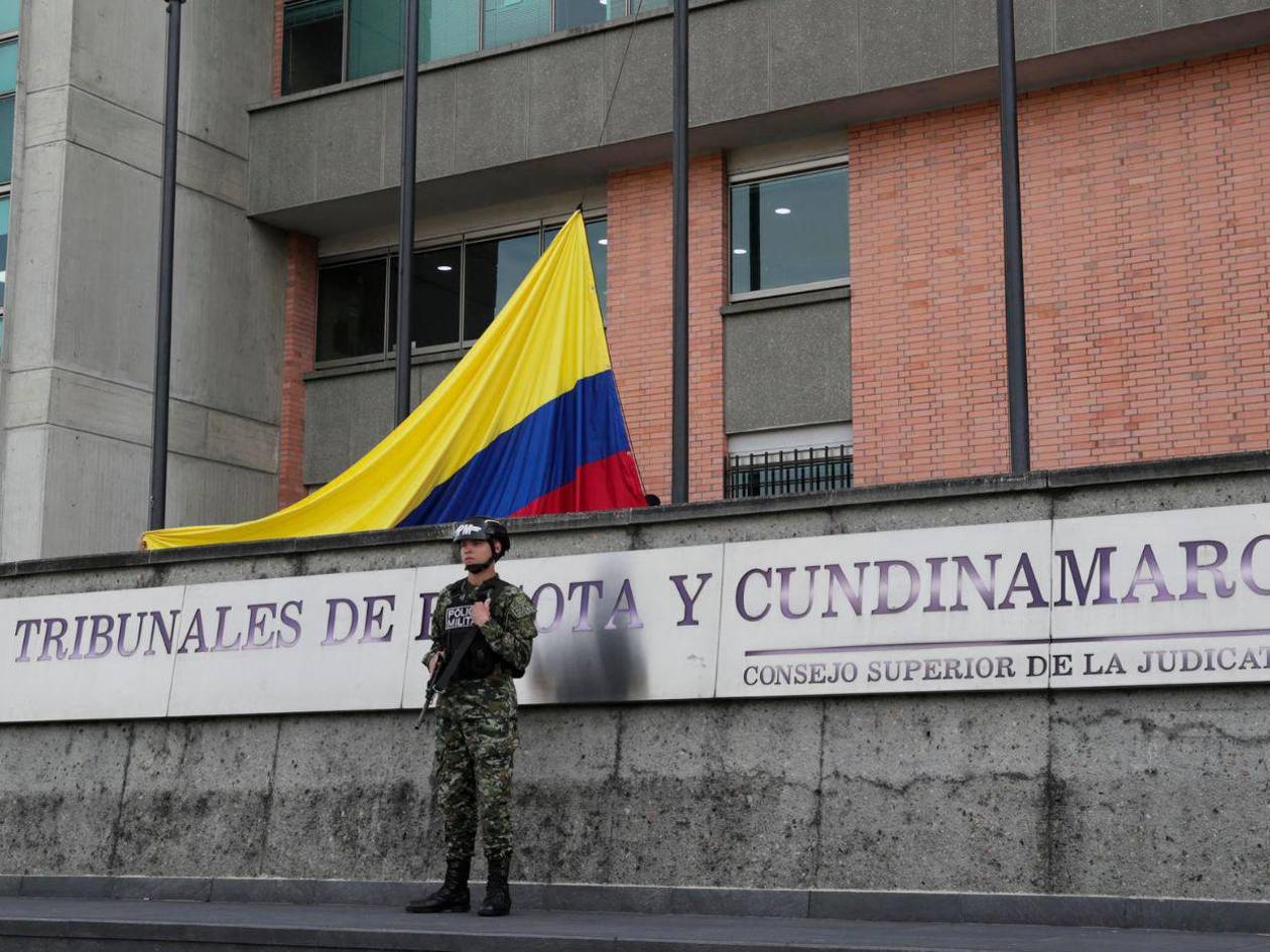 Tribunal Superior de Bogotá absuelve a expresidente Álvaro Uribe por delito de soborno