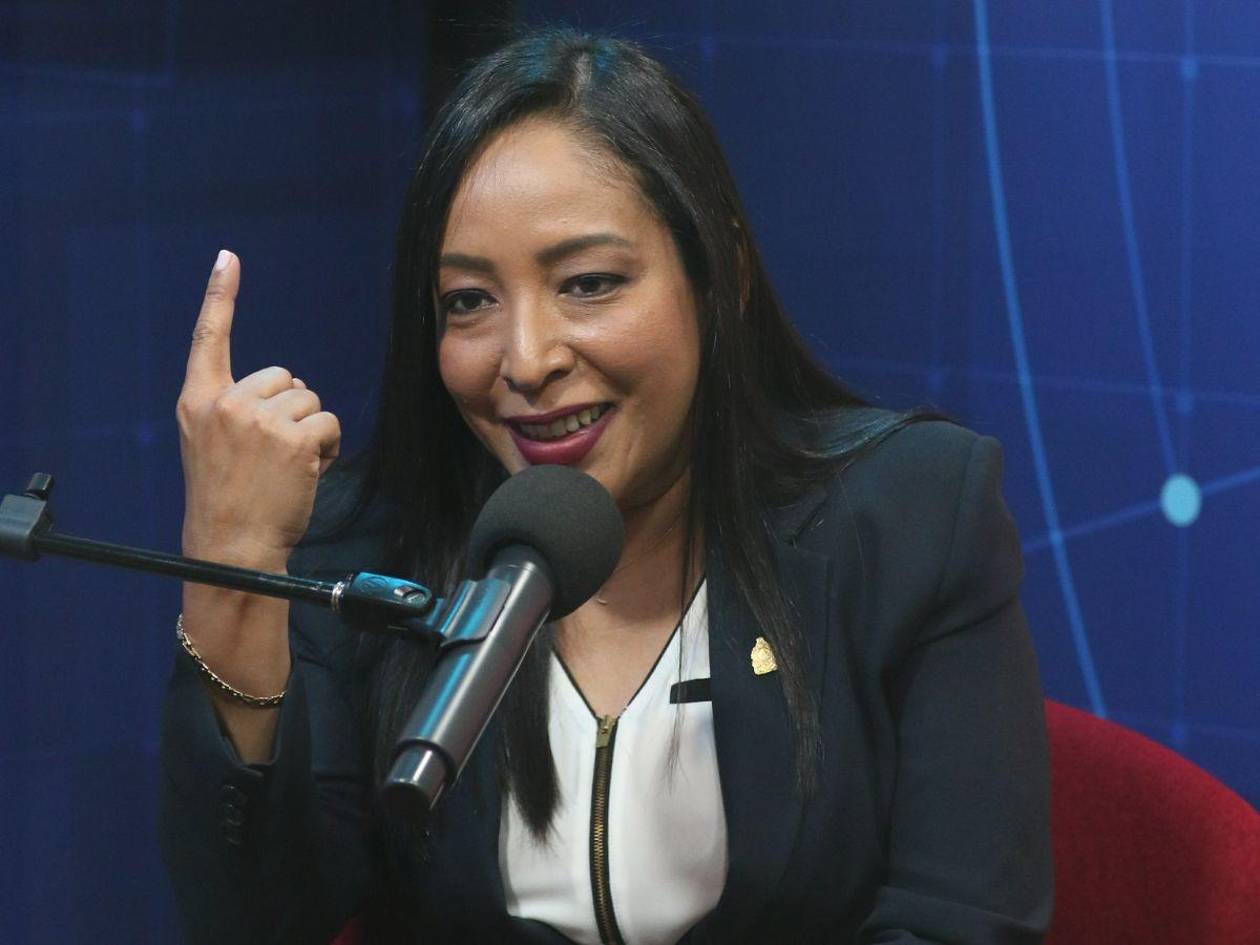 “Voy a defender férreamente la democracia, la familia, la vida y la libertad”: Lissi Cano