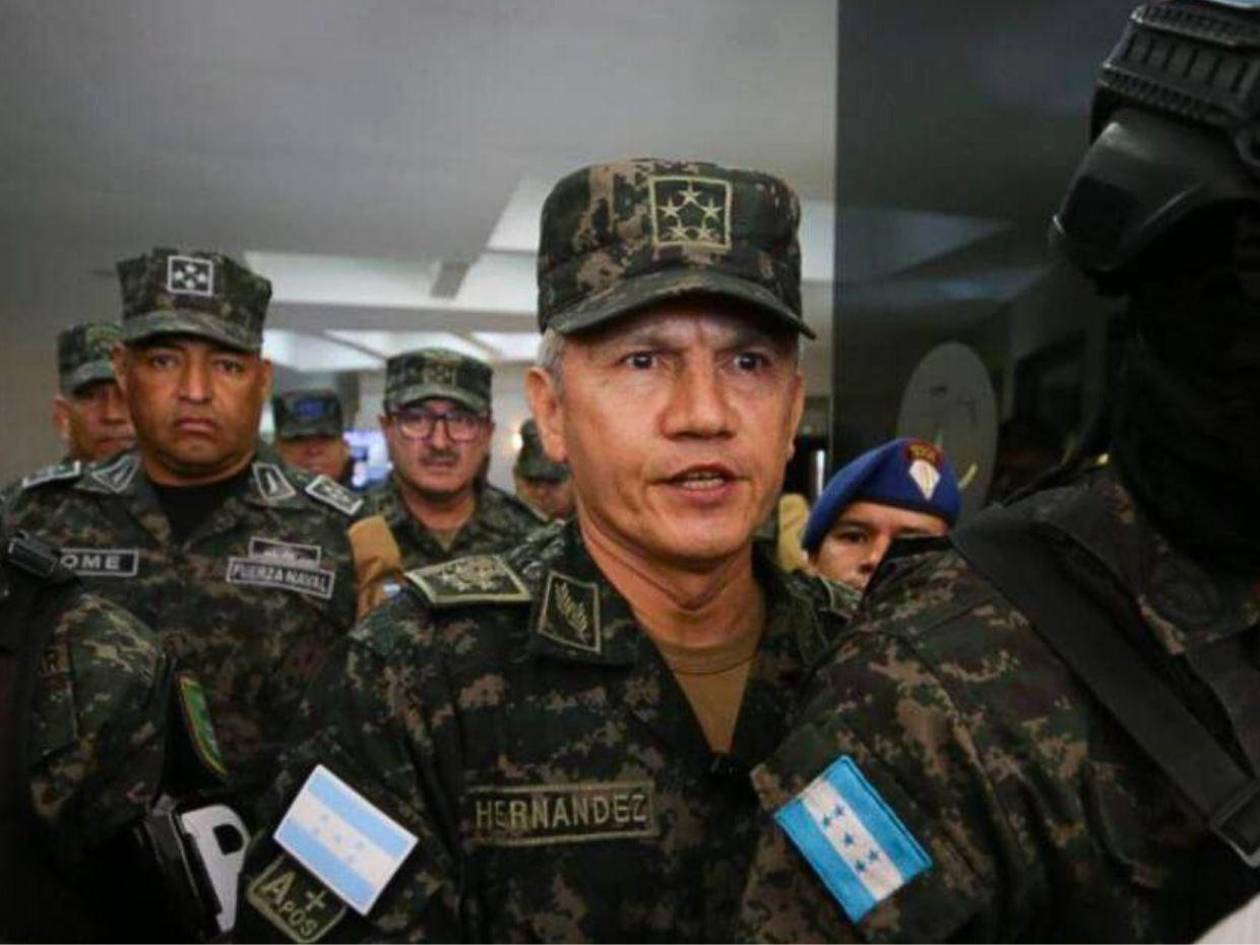 Fuerzas Armadas son señaladas de insubordinación por confrontar al CNE