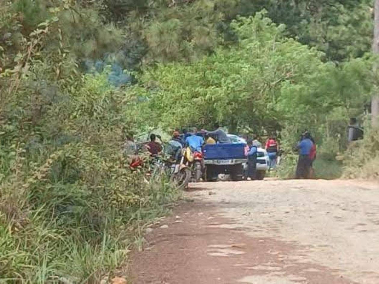 A balazos matan a un hombre y abandonan su cuerpo a orillas de la carretera en Copán