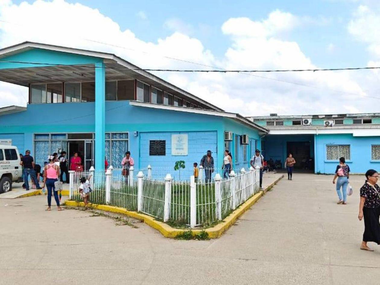 Hombre muere en las afueras del Hospital Subirana, Yoro; no recibió atención médica