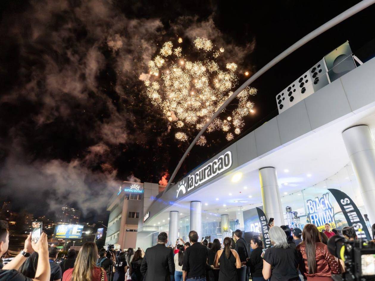 La Curacao y RadioShack lanzan ofertas imperdibles en la Temporada Black