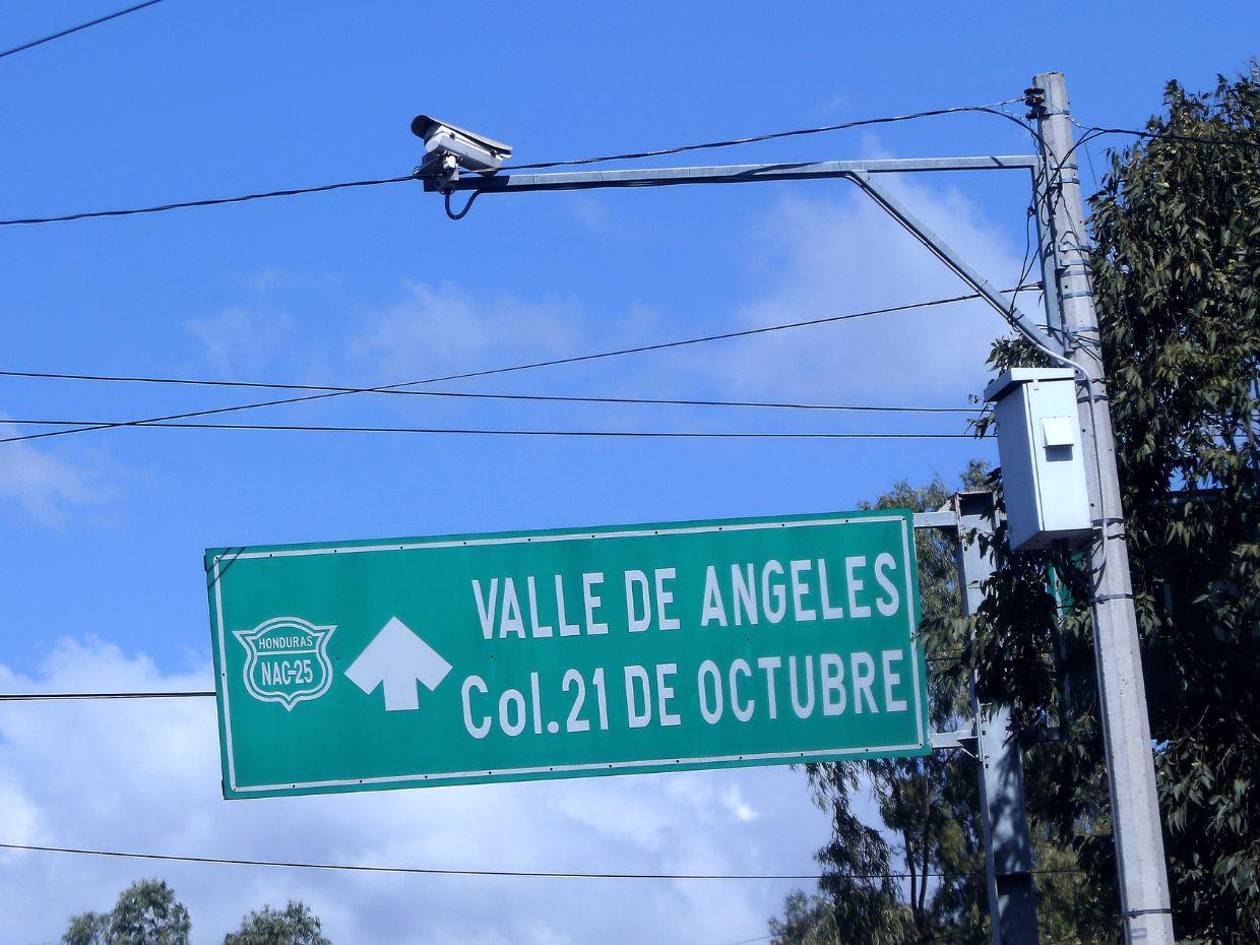 Alcaldes a la espera de que lleguen las 5,000 cámaras a sus municipios