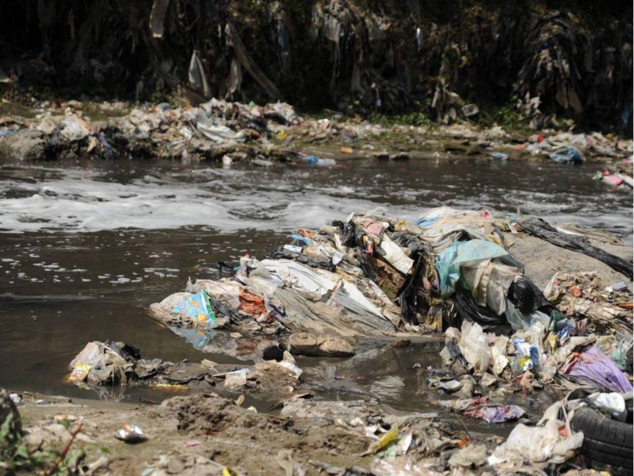 Los río y quebradas continúan siendo perjudicados por la contaminación en el DC