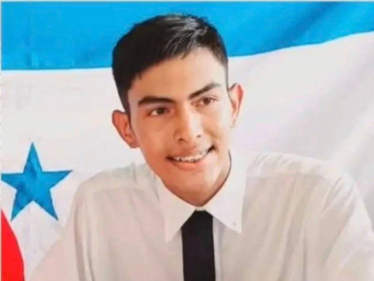 Estudiante de 17 años muere al chocar contra una rastra en El Triunfo, Choluteca