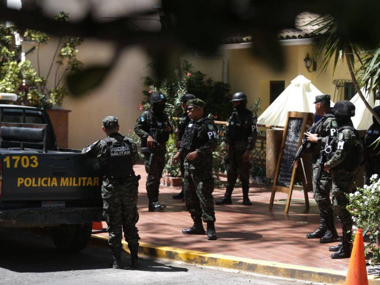 CNE y FF AA desatan un viernes que pone a prueba la institucionalidad del país