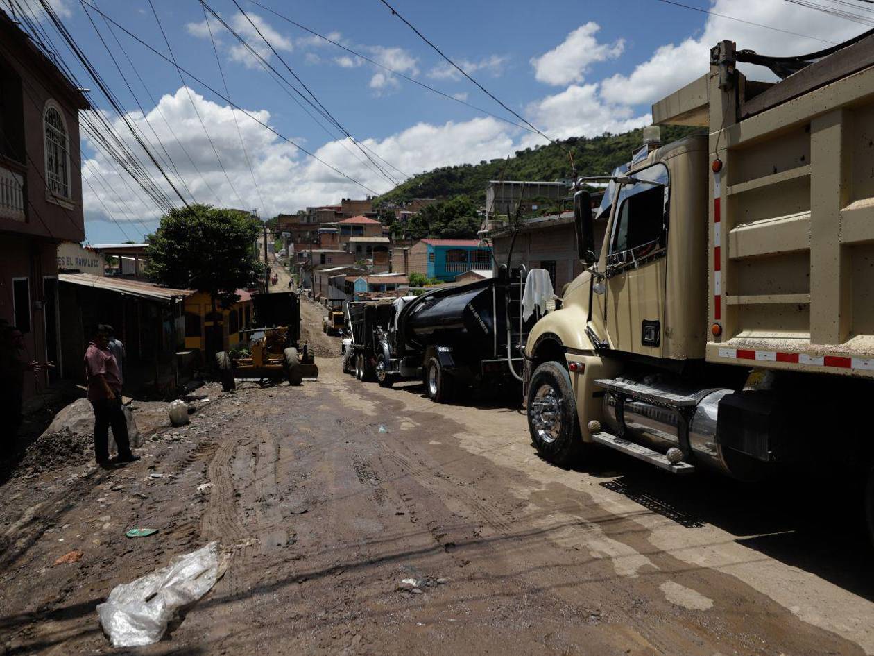 Unos 200 mil pobladores de la Nueva Capital esperan mejoras en sus calles