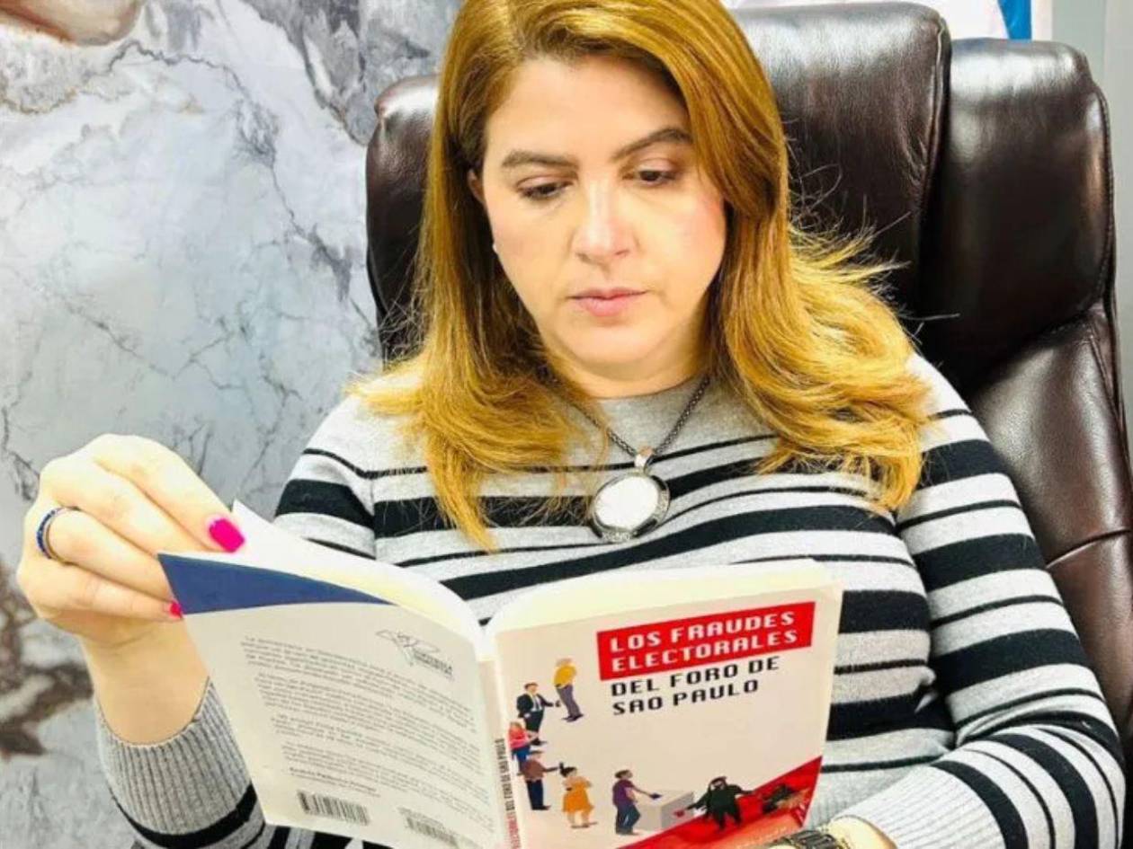 Venezolano cede derechos para imprimir en Honduras libro sobre fraudes electorales