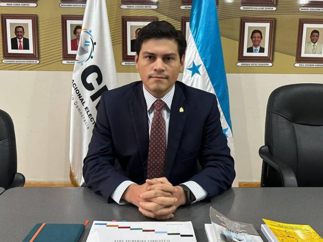 Usen buen programa IA, ñangaras: oposición se burla de supuestos audios presentados por Ochoa