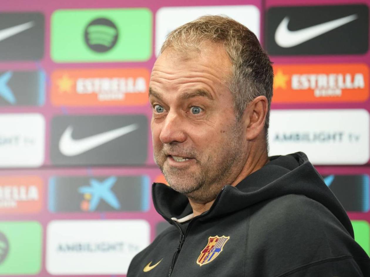 Hansi Flick revela que jugador de Barcelona que estaba lesionado regresa ante Valladolid
