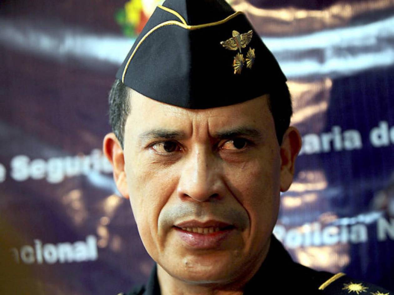 Dictan privación definitiva de L 7.1 millones al excomisionado Héctor Iván Mejía