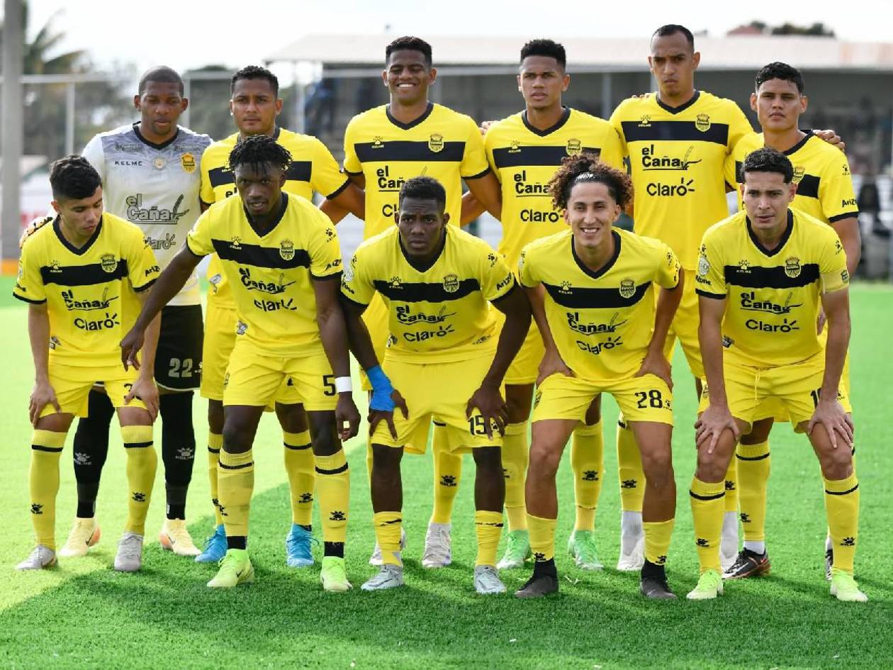 Burbara confirma deuda a jugadores de Real España: Lo que harán previo a partido ante Olimpia