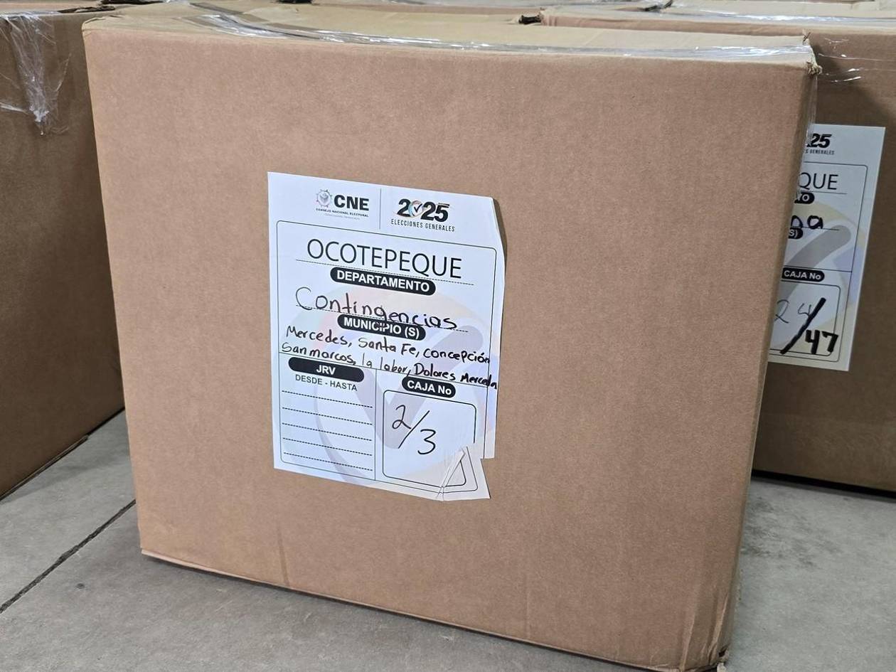 CNE recibe material para Ocotepeque, Atlántida y Colón previo al despacho nacional