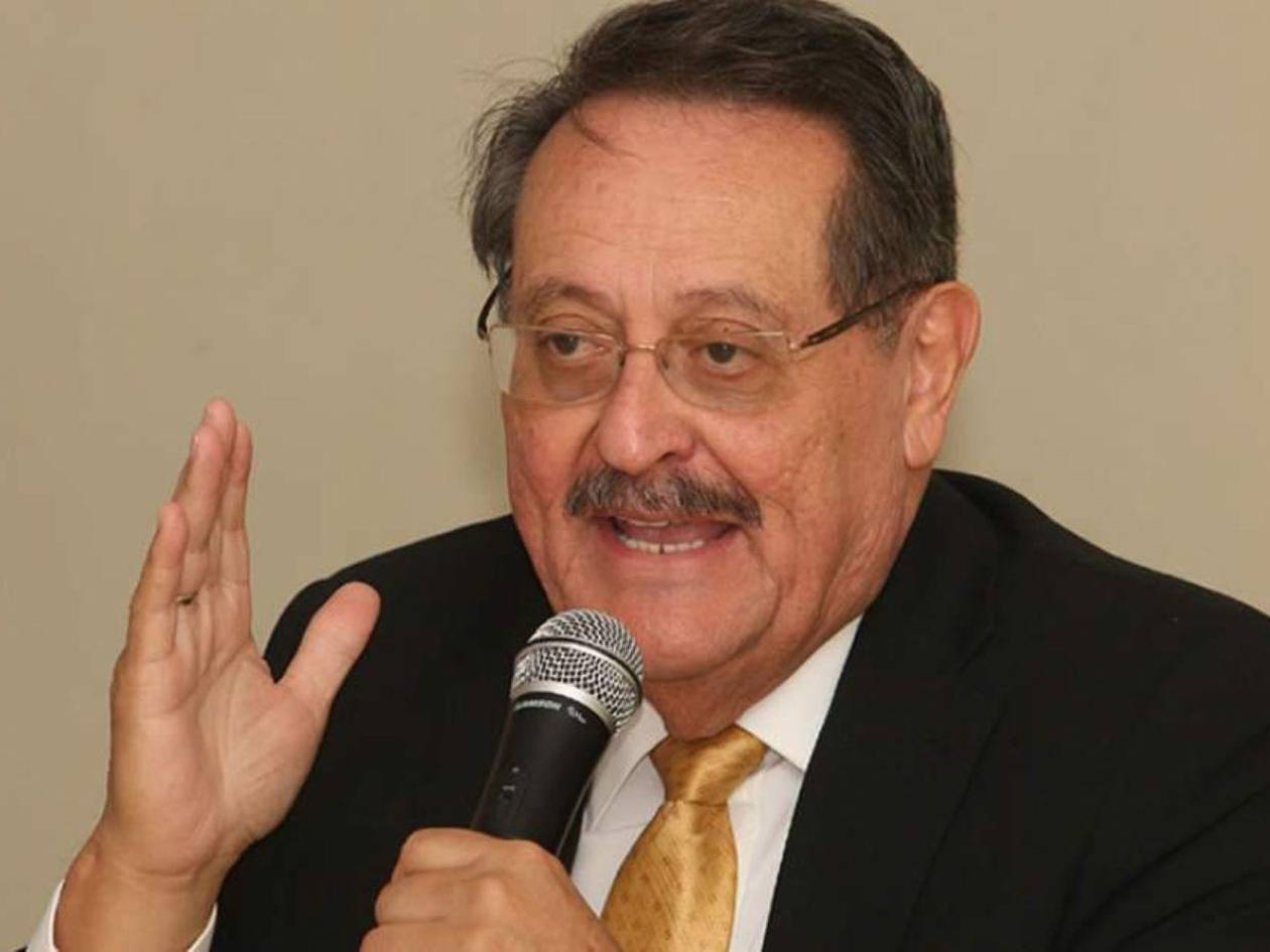 FF AA, CNE y contratistas “deben responder por el caos de ayer”, dice Edmundo Orellana