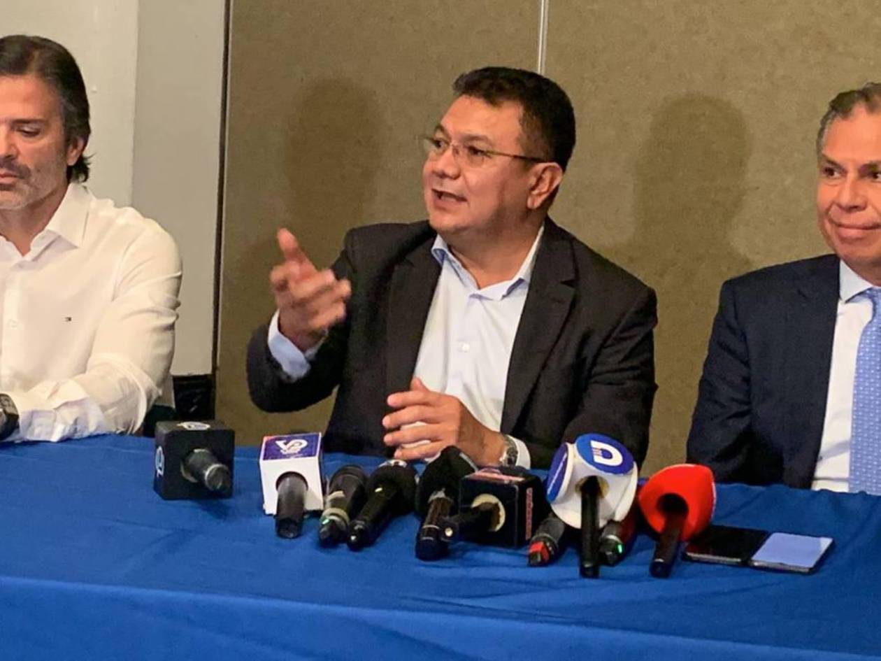 Presidente de Liga Nacional se pronuncia y habla de la posibilidad de aumentar a 12 equipos