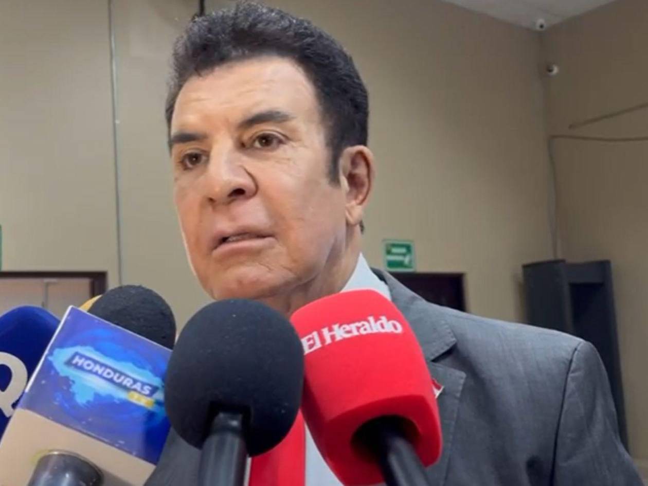 Soy un 4x4: Nasralla al conocer su lugar en la papeleta electoral