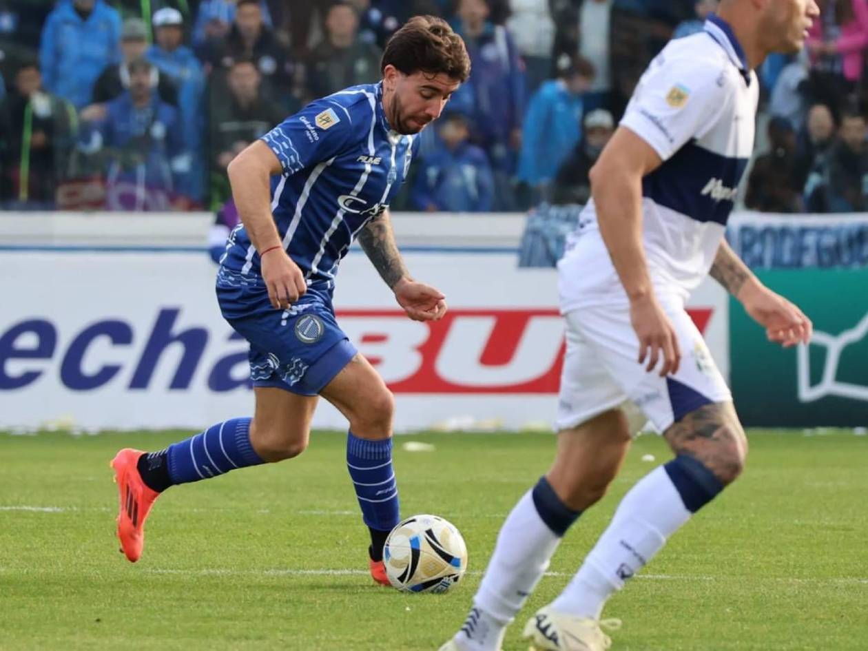 Agustín Auzmendi anota con el Godoy Cruz en derrota ante el Gimnasia