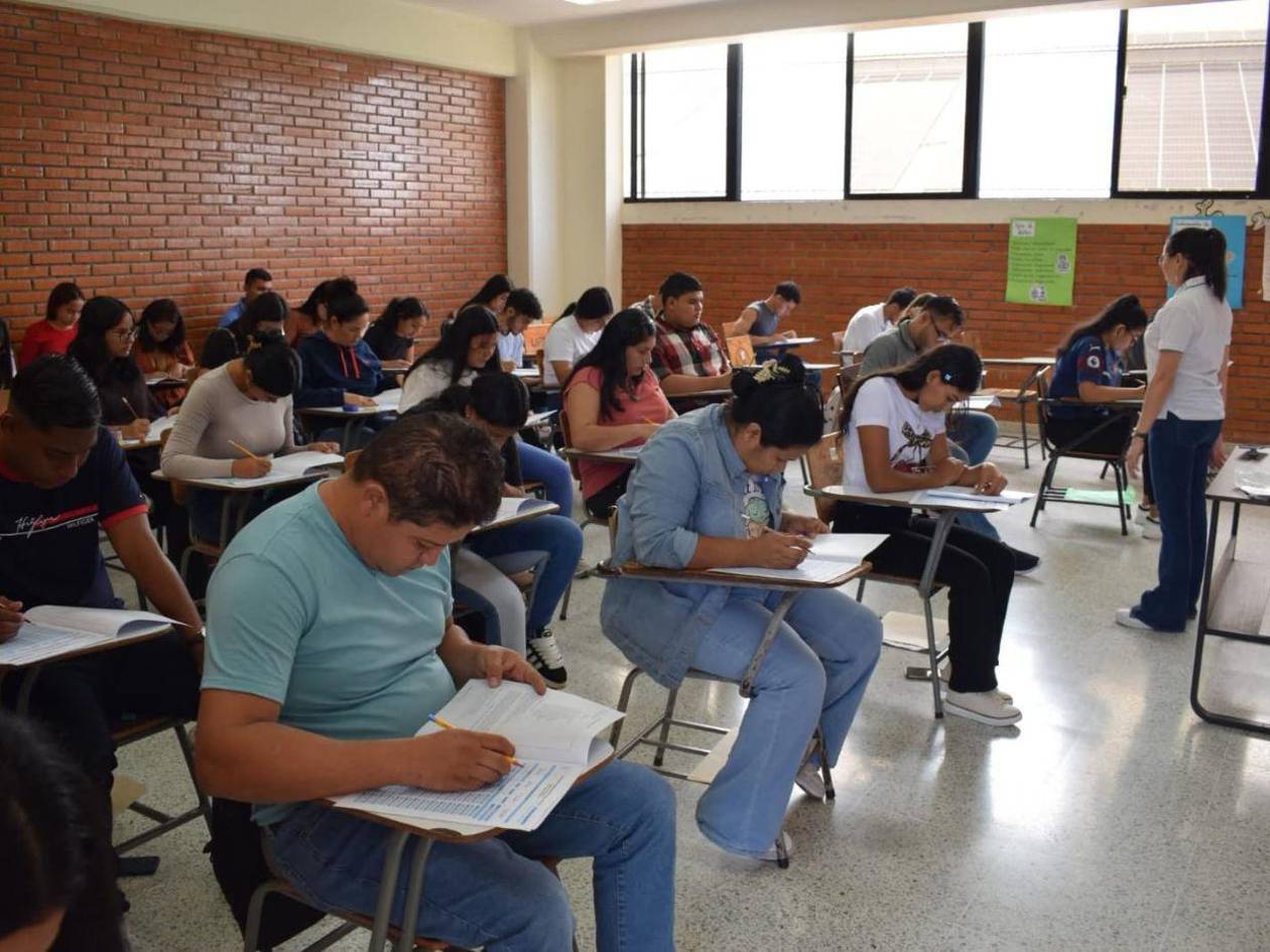 Unos 1,300 aspirantes buscan ingresar a la Universidad Pedagógica