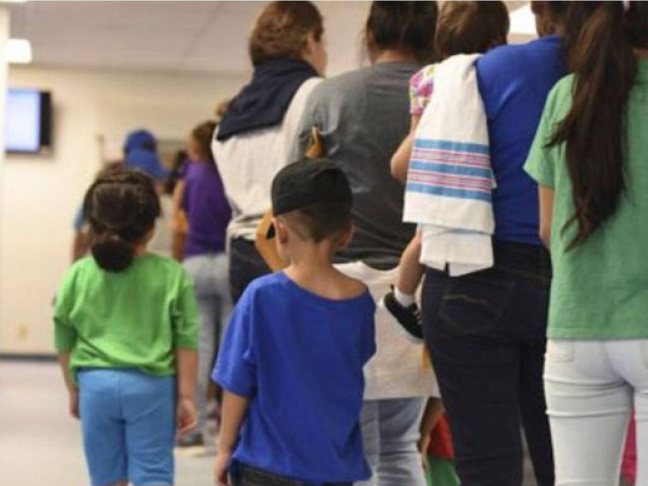 Piden respuesta estatal conjunta ante retorno forzado de menores desde EUA