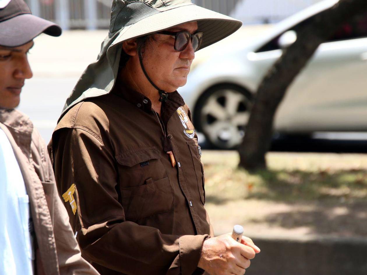 Xiomara Castro recibirá este martes al padre Leopoldo Serrano en Casa Presidencial