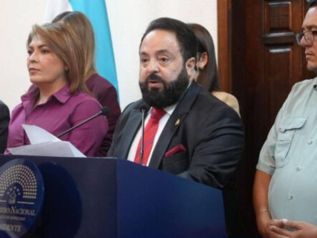 Comisión permanente acusa a Donald Trump de alterar el libre ejercicio del sufragio