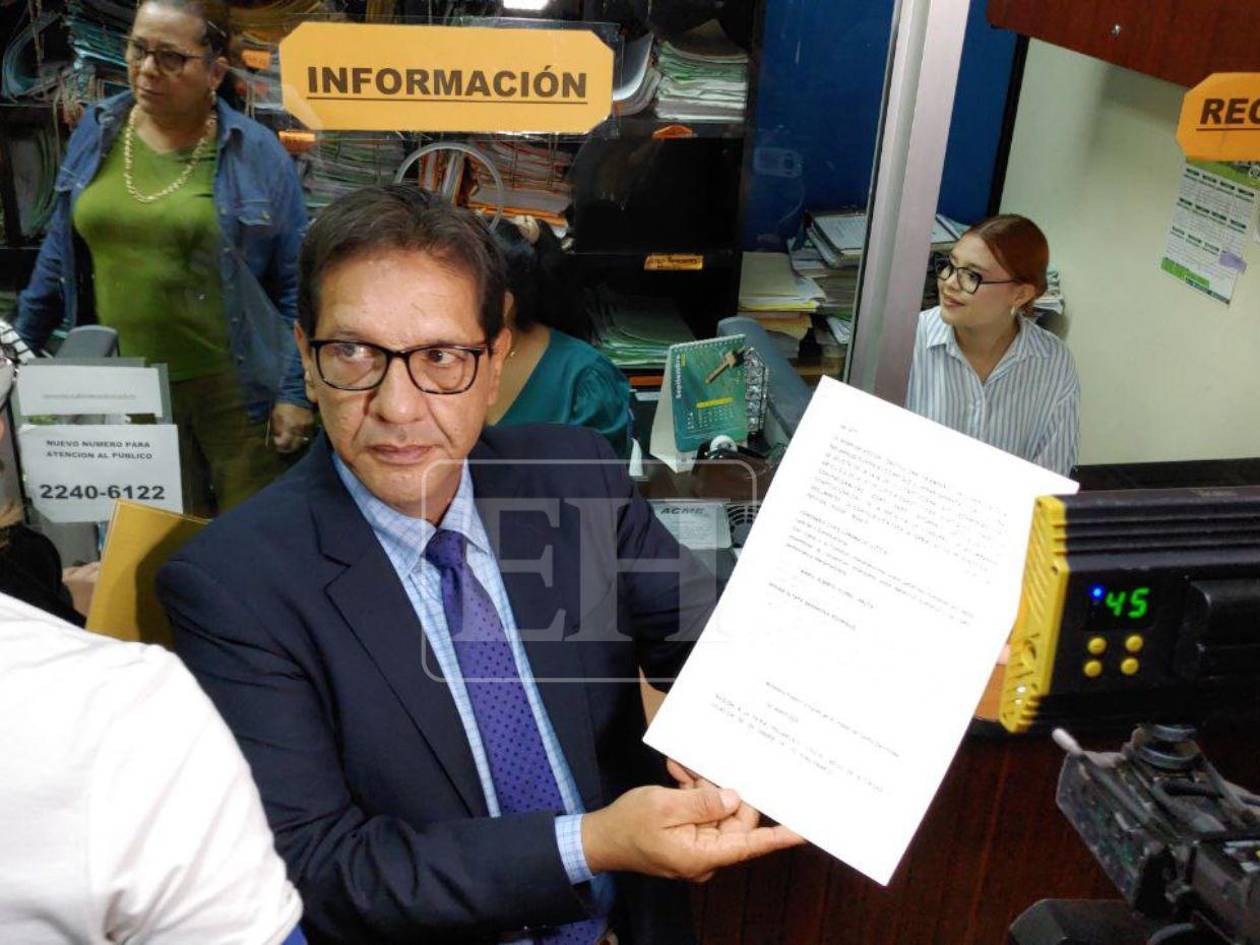 Mario Flores y Mirian Barahona interponen un recurso de amparo contra las acciones del MP en el TJE