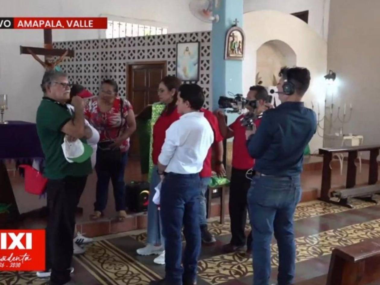 Piden que Rixi Moncada y miembros de Libre se disculpen por campaña dentro de parroquia