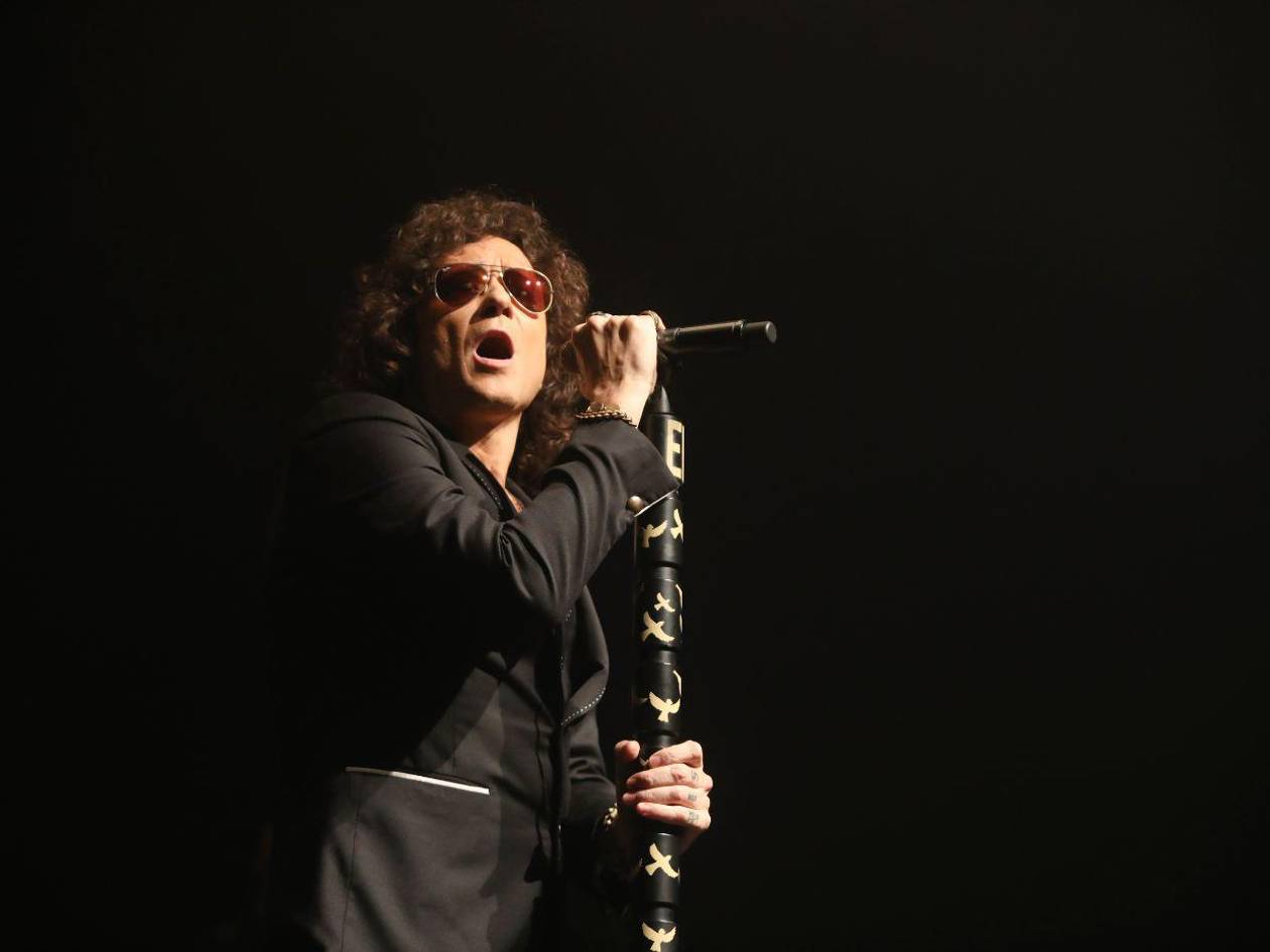 Los Latin Grammy reconocerán con un premio a Enrique Bunbury