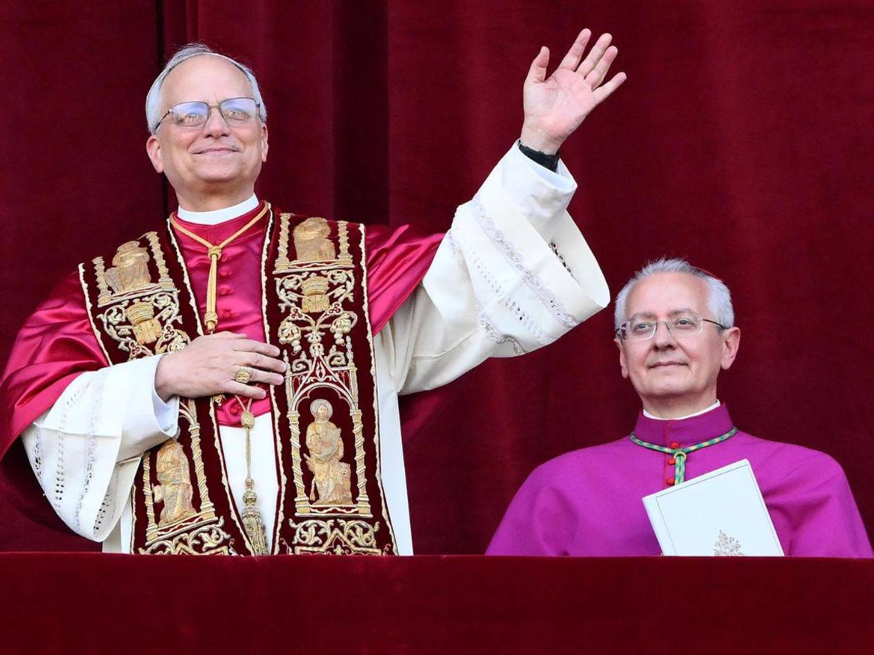 ¿Quiénes son los padres y hermanos del papa León XIV y de dónde son?