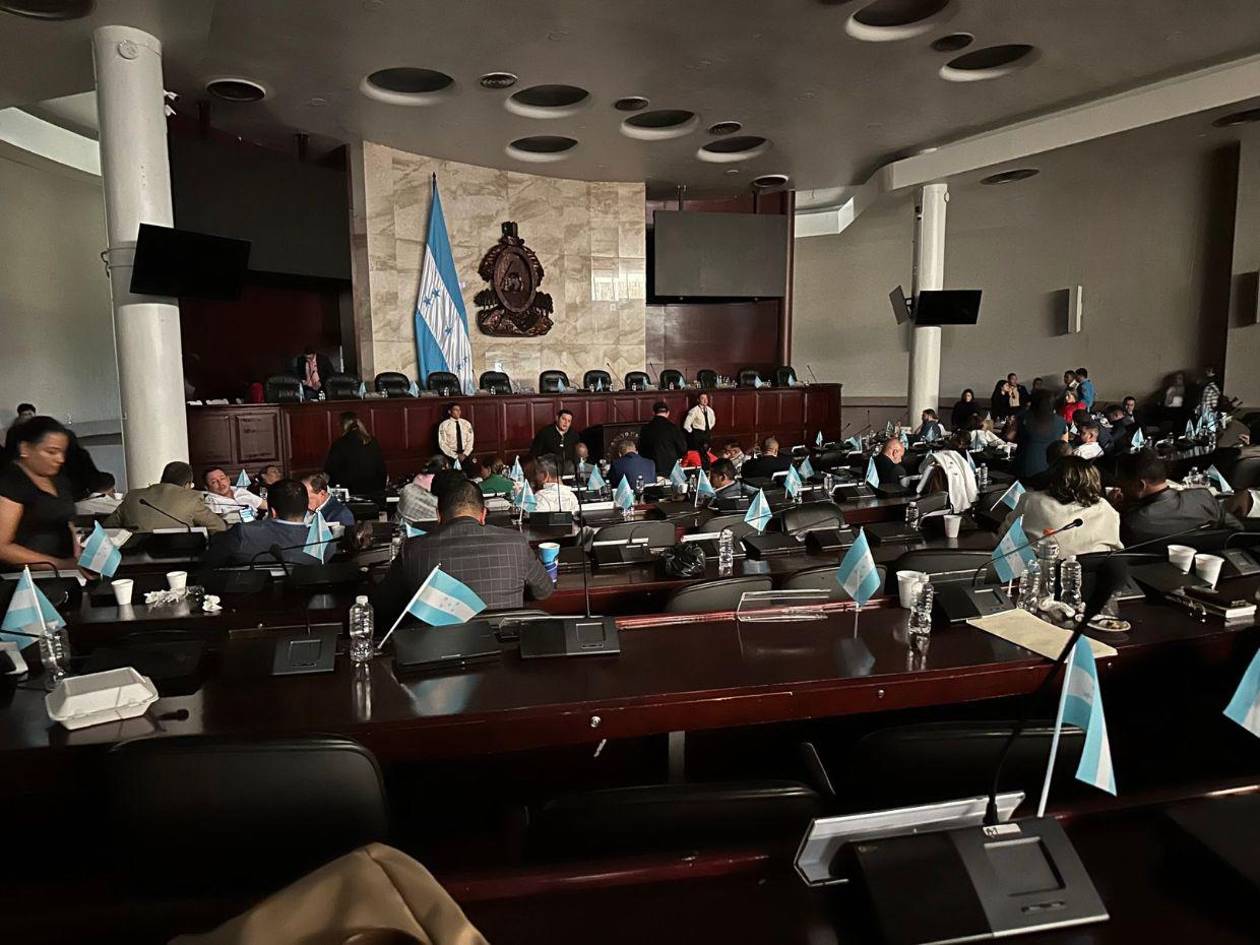 Suspenden sesión ordinaria en el CN por fallas eléctricas y de infraestructura