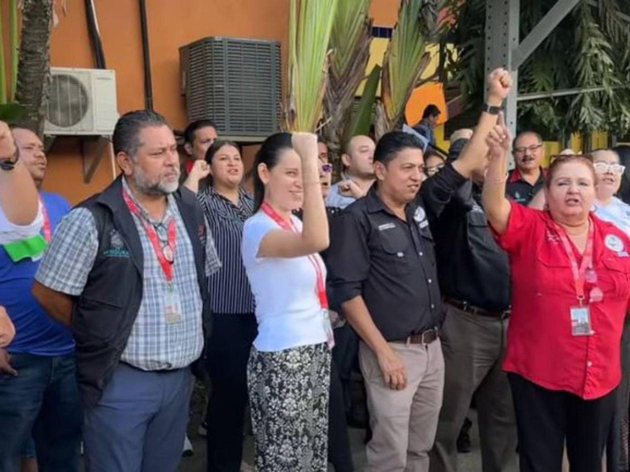 Sin respuesta y por segundo día consecutivo empleados del IP protestan por falta de pago