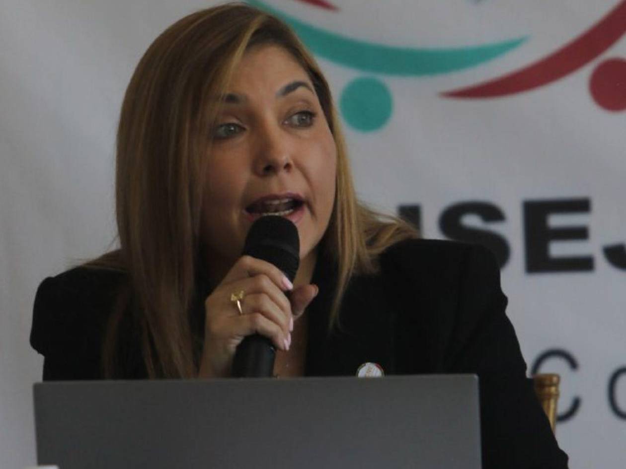 Ana Paola Hall informa que han citado a empresa ASD por falla en transmisión de resultados