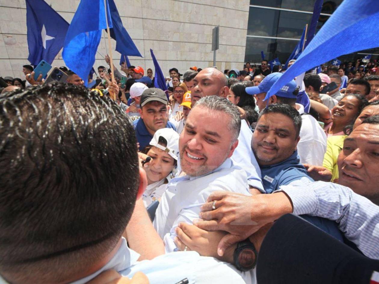 David Chávez retorna a Honduras tras casi 15 meses de autoexilio huyendo de orden de captura