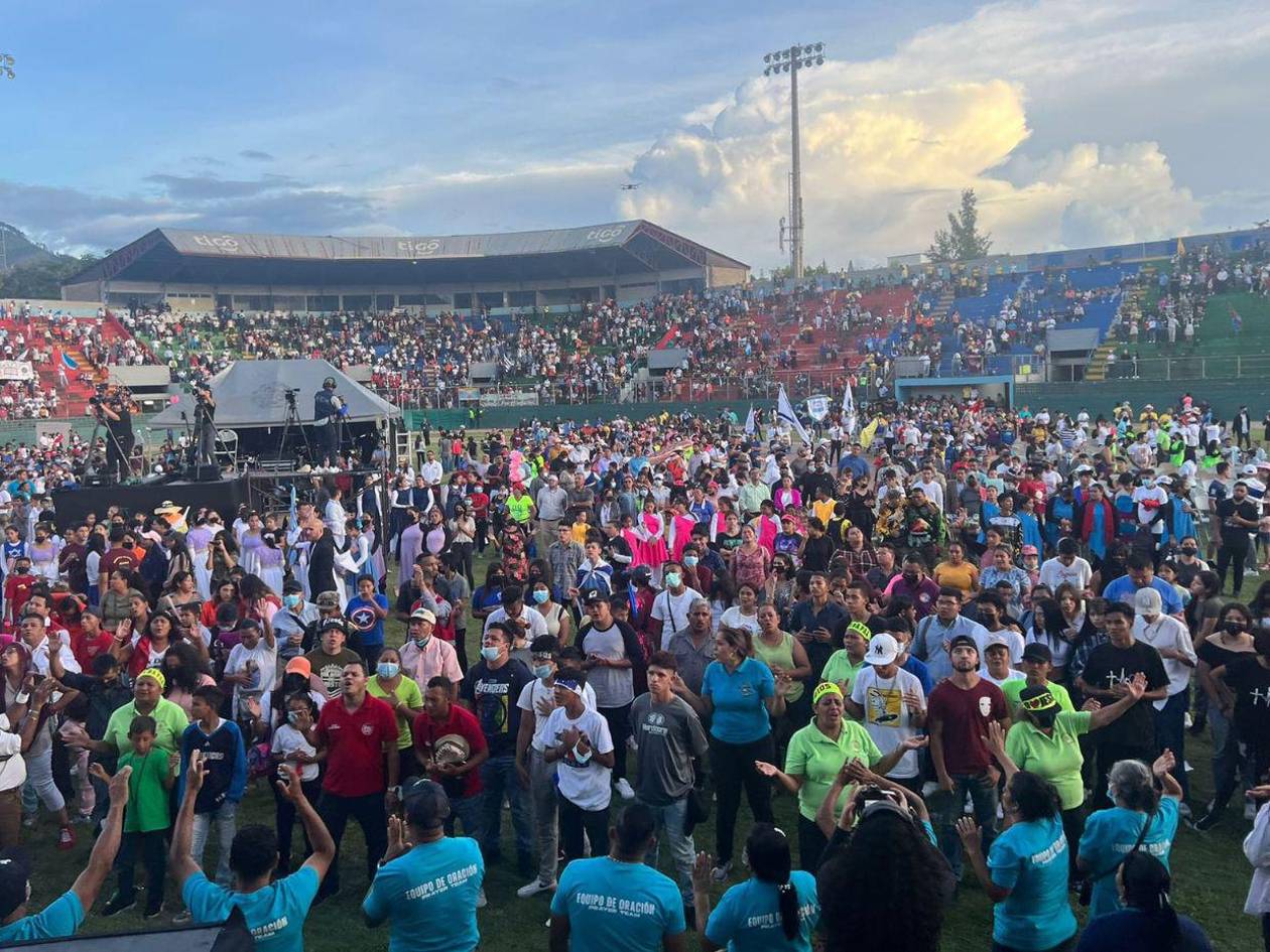 APT rechaza ataques a la Confraternidad Evangélica