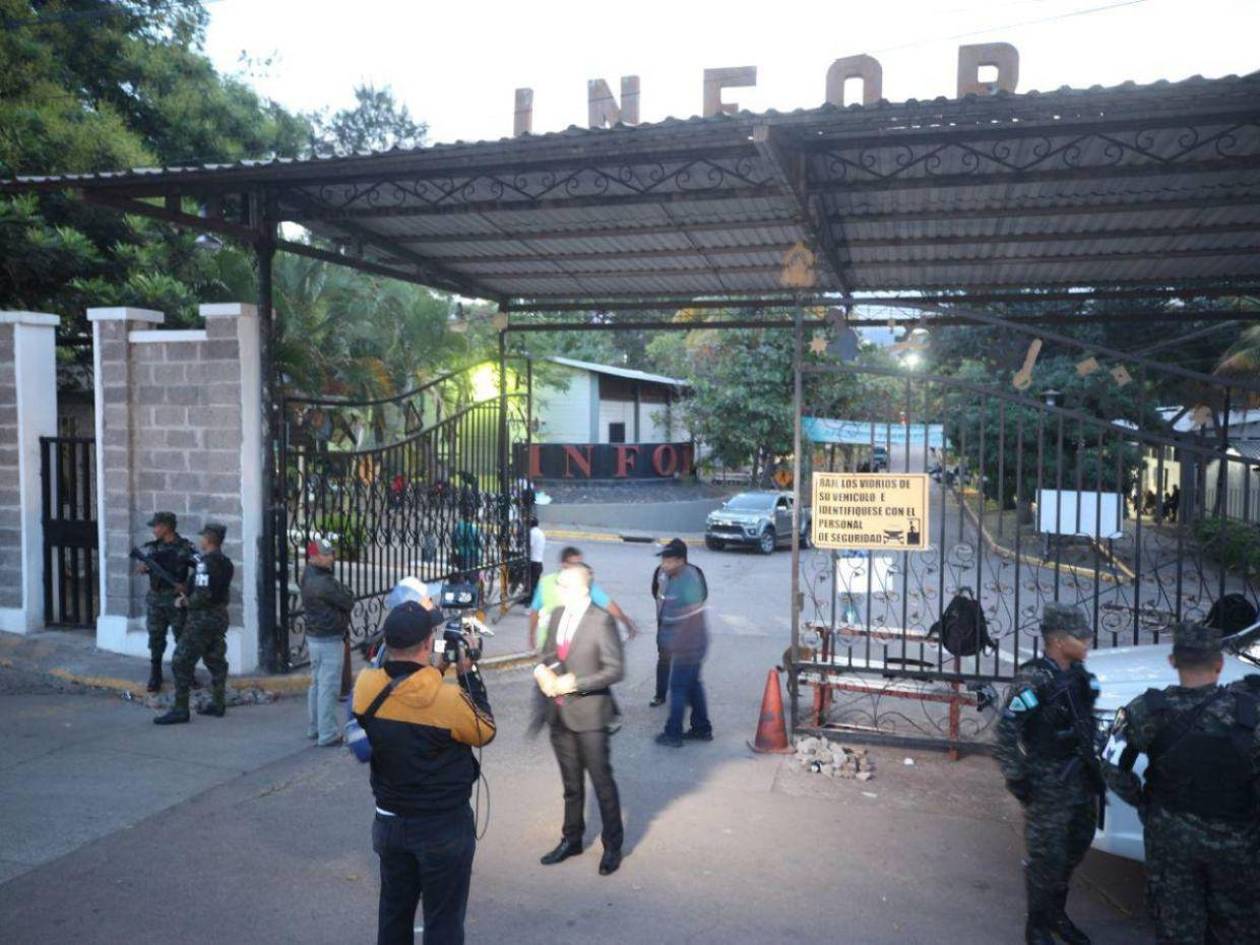 Custodiado de militares amanece el Infop tras anuncio de requerimientos fiscales