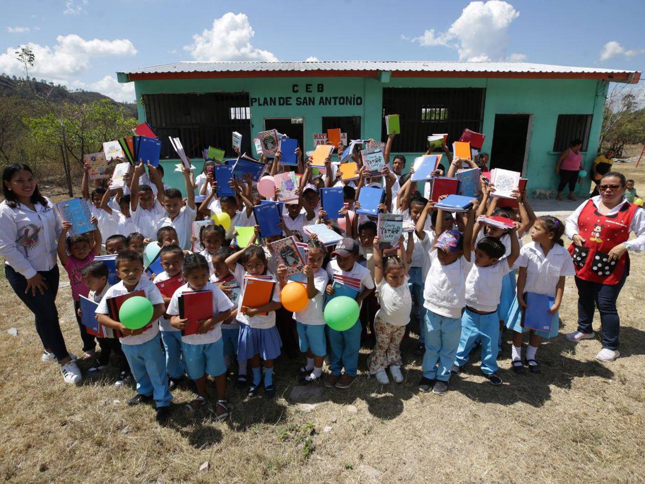Maratón del Saber llega a la Escuela Plan de San Antonio, Sabanagrande