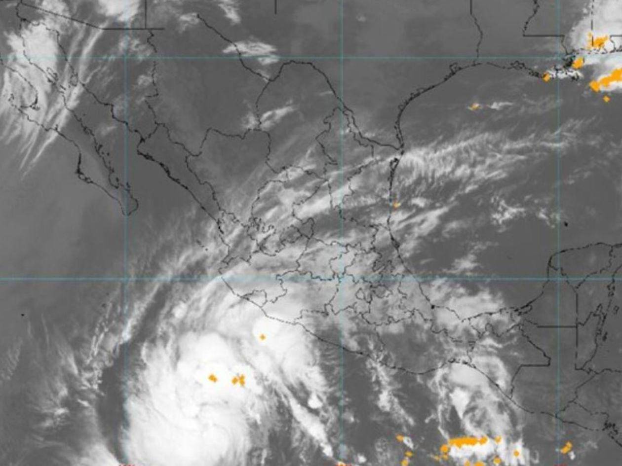 Tormenta Alvin avanza al norte de México y amenaza con fuertes lluvias