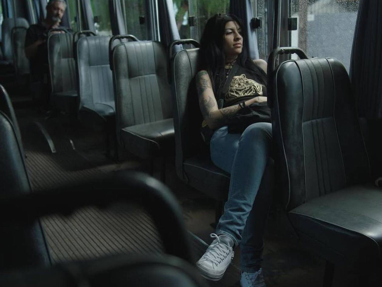 Letra de “Con otra”, canción que Cazzu habría dedicado a Ángela Aguilar