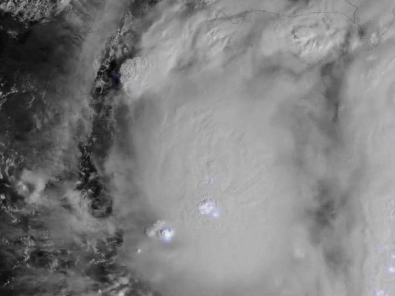 Huracán Melissa rompe récord histórico de lluvias y velocidad de viento en el Caribe