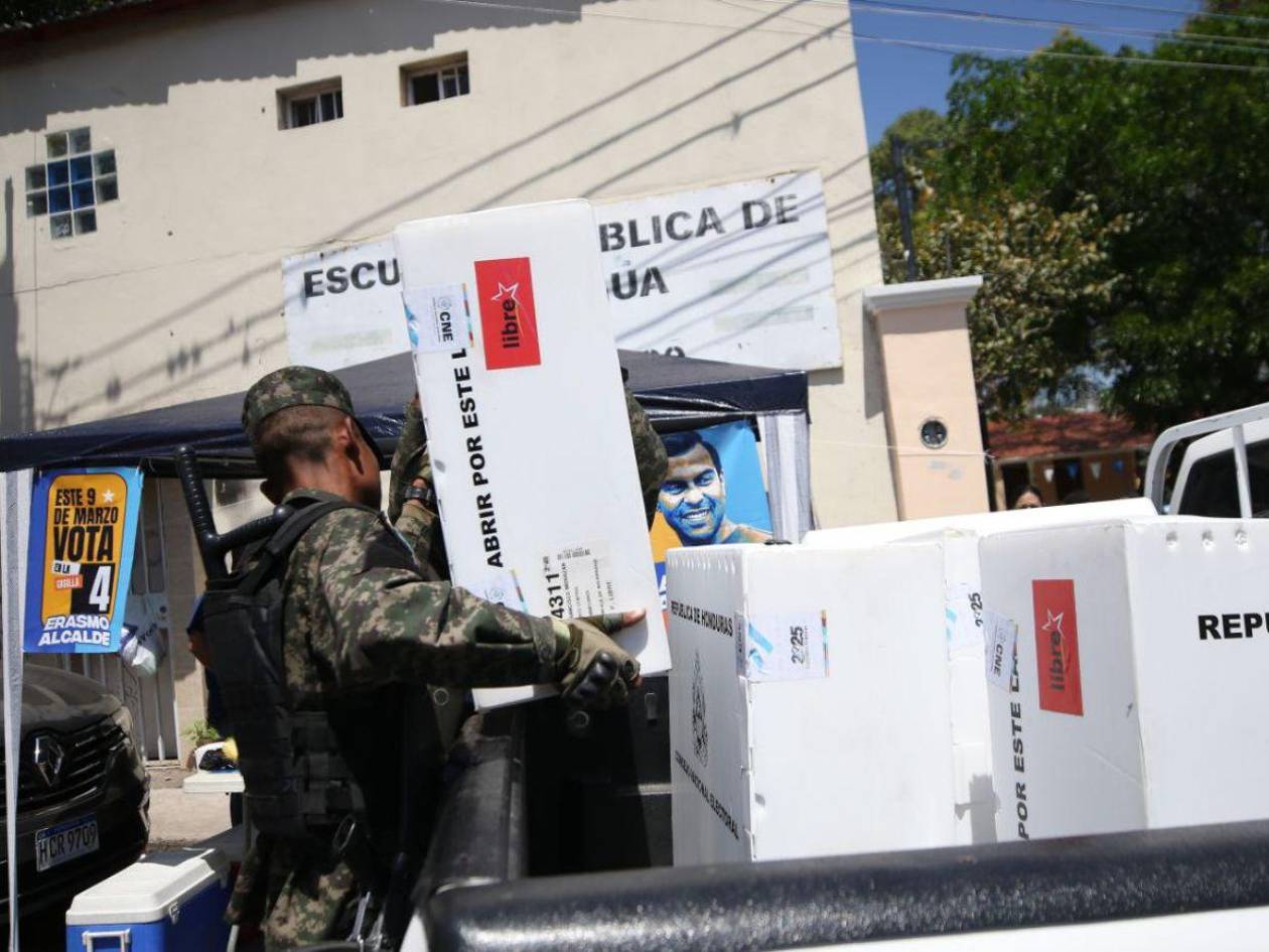 Cohep pide a las FF AA rendir cuentas por el atraso en entrega de maletas electorales