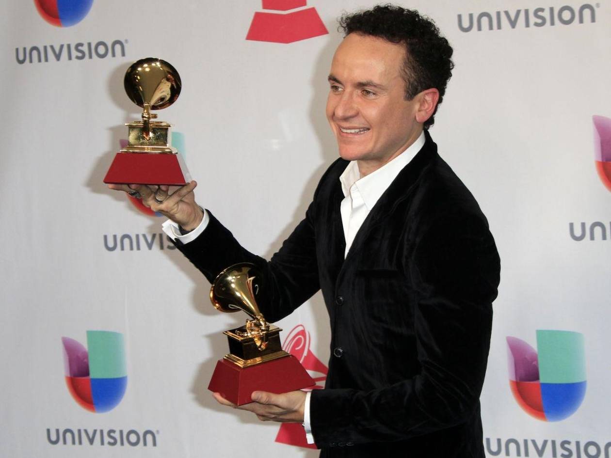 ¿Quiénes conducirán la antesala de los Latin Grammy 2025?
