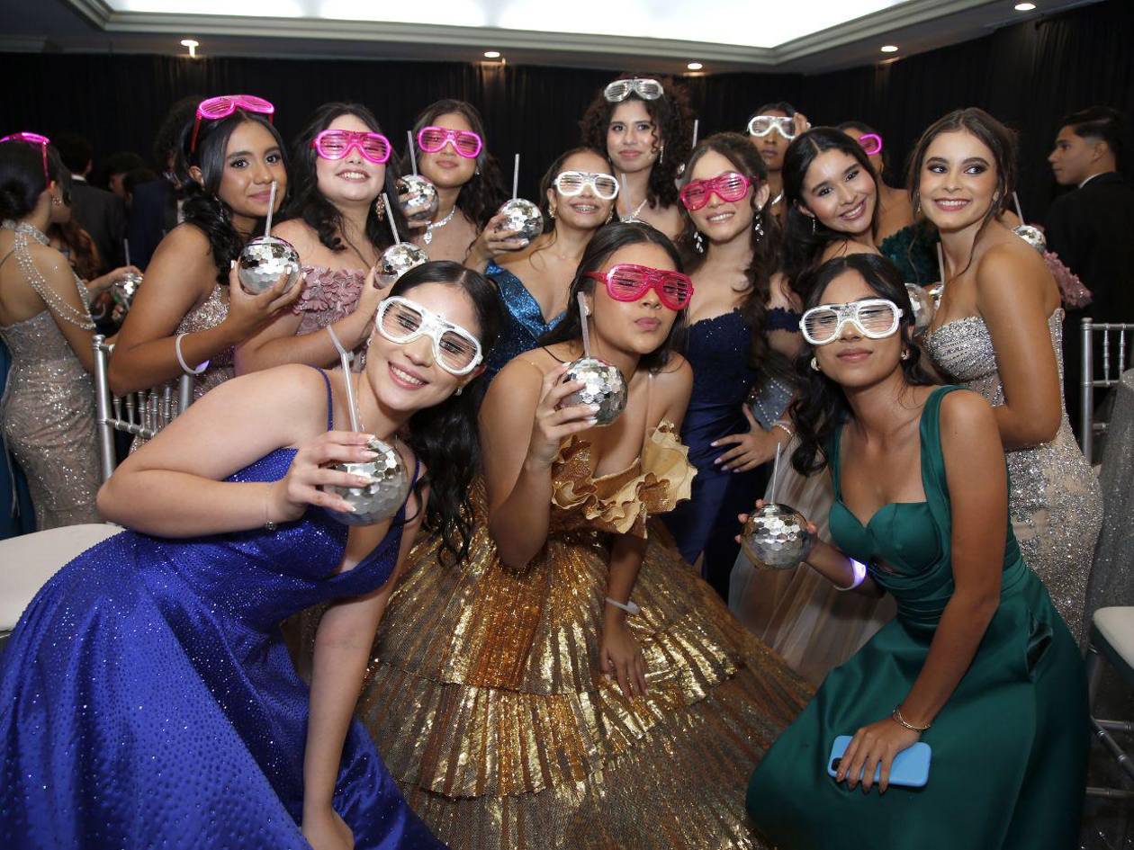 The Mayan School despide a sus seniors jaguars con júbilo y orgullo