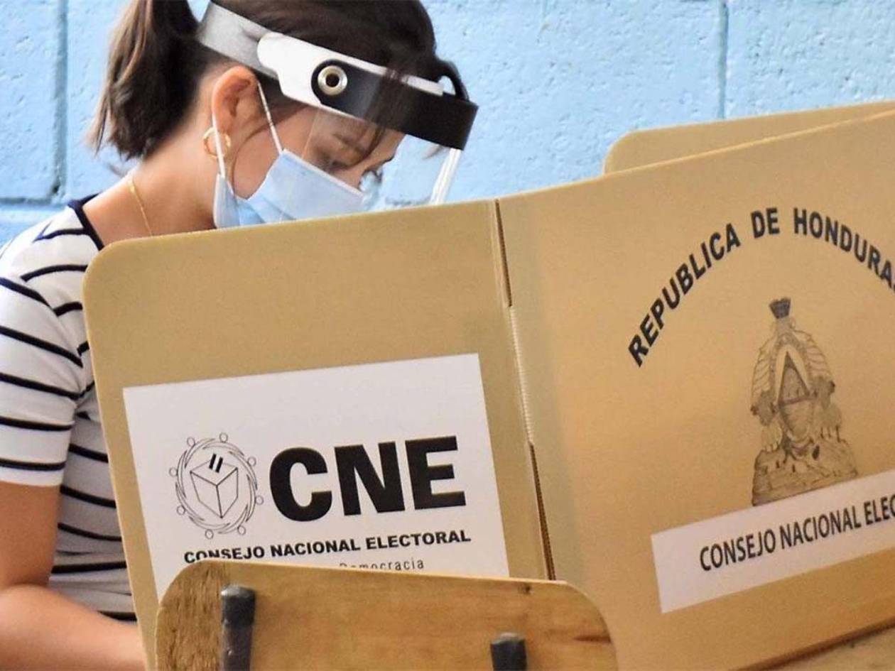 ¿Ya revisaste dónde votarás? CNE habilita listado preliminar de electores y así puedes consultar