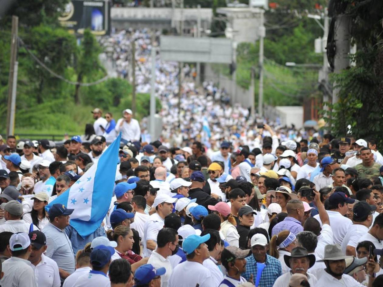Hondureños listos para la Caminata de Oración por Honduras